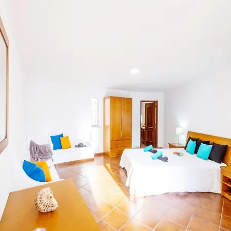 Holiday Home In Gale Near Golden Beaches Albufeira