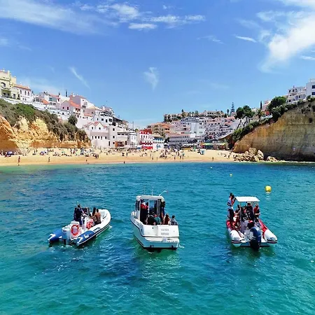 Villa Holiday Home In Gale Near Golden Beaches *
